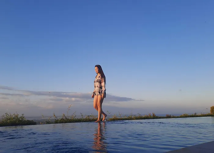 Отель Maxonehotels At Bukit Джимбаран