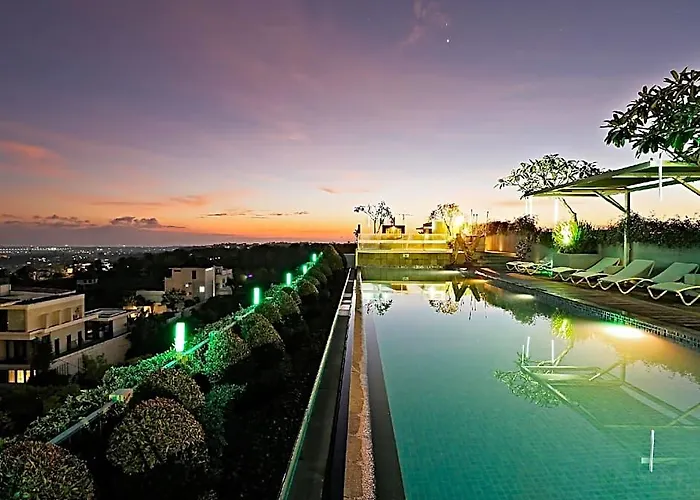 Maxonehotels At Bukit Отель