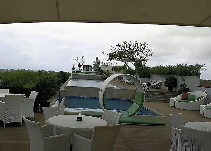 Maxonehotels At Bukit Отель 3*