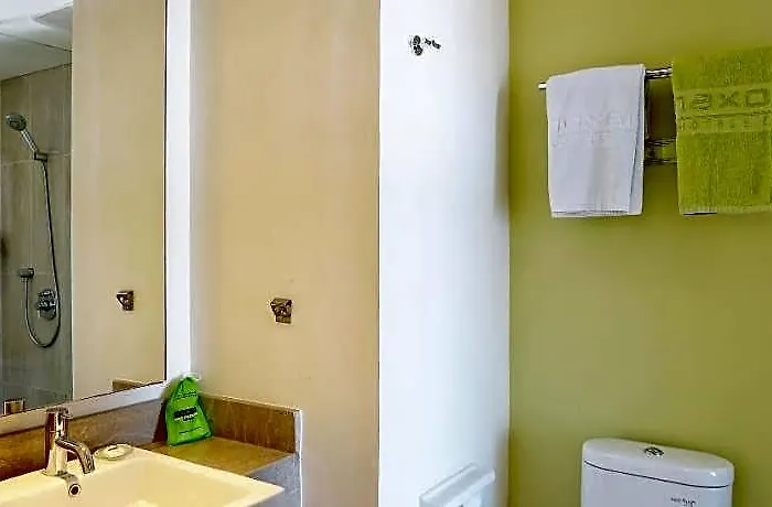 Maxonehotels At Bukit 3* Джимбаран