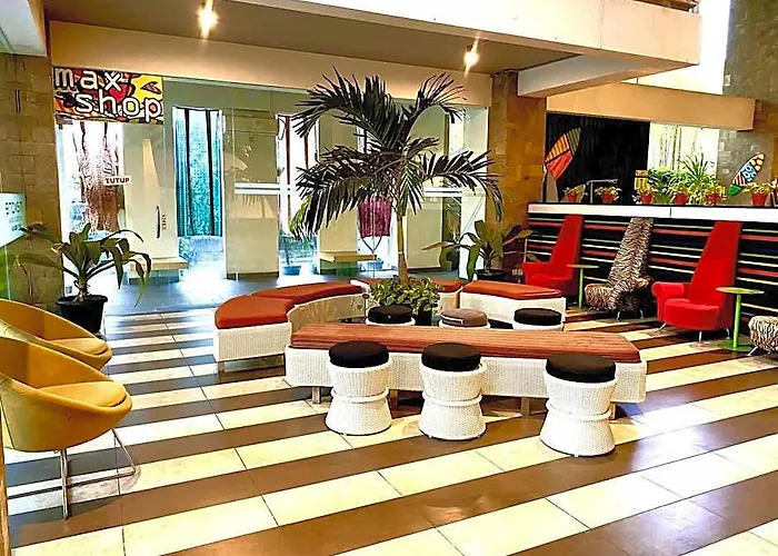 Maxonehotels At Bukit Отель 3*